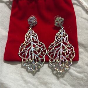 Kendra Scott dangle earrings